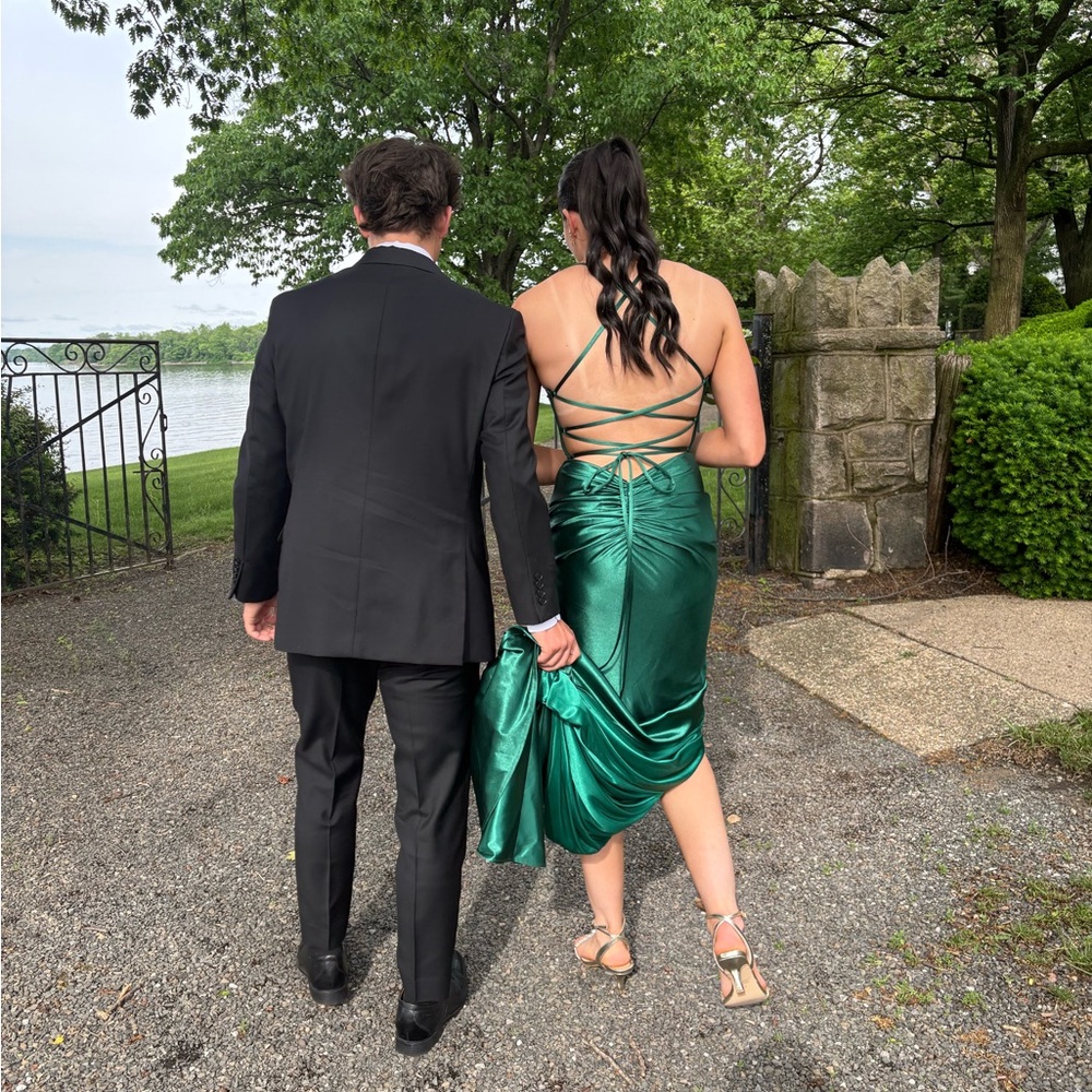 Emerald Radiance: Beaded Corset Satin Formal Gown - Picture 4 of 4
